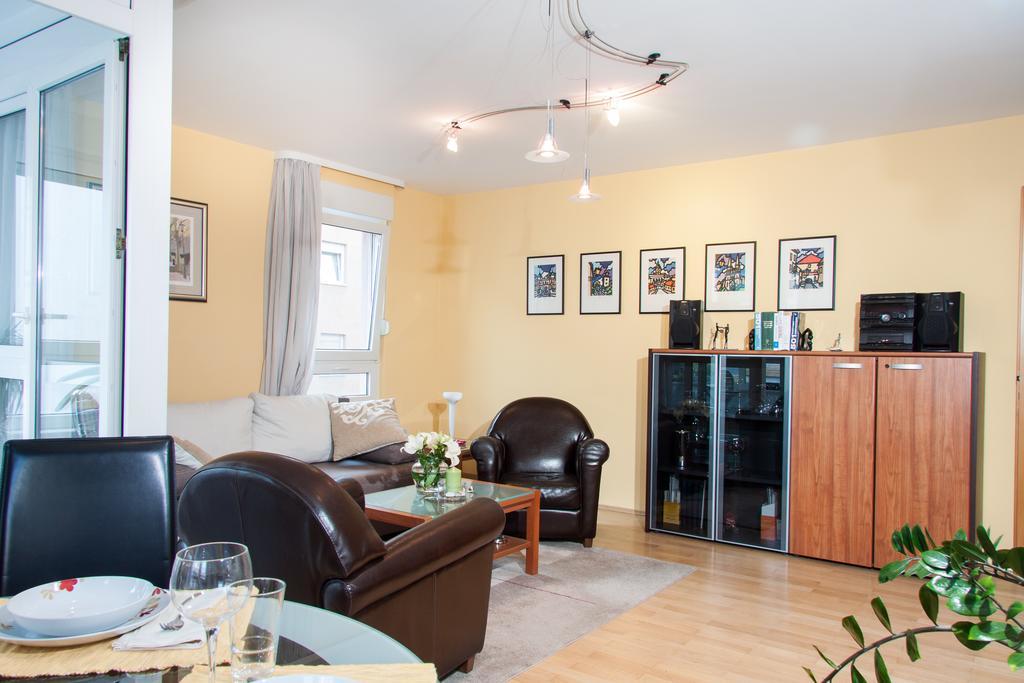 Apartment Avenue Загреб Экстерьер фото